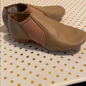 Girls dance/baton shoes